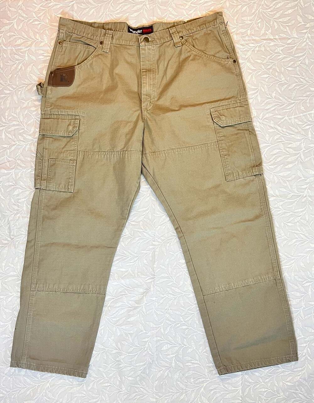Wrangler Riggs Workwear Mens 40x30 Khaki Tan Ripstop Cargo Utility Carpenter Pan